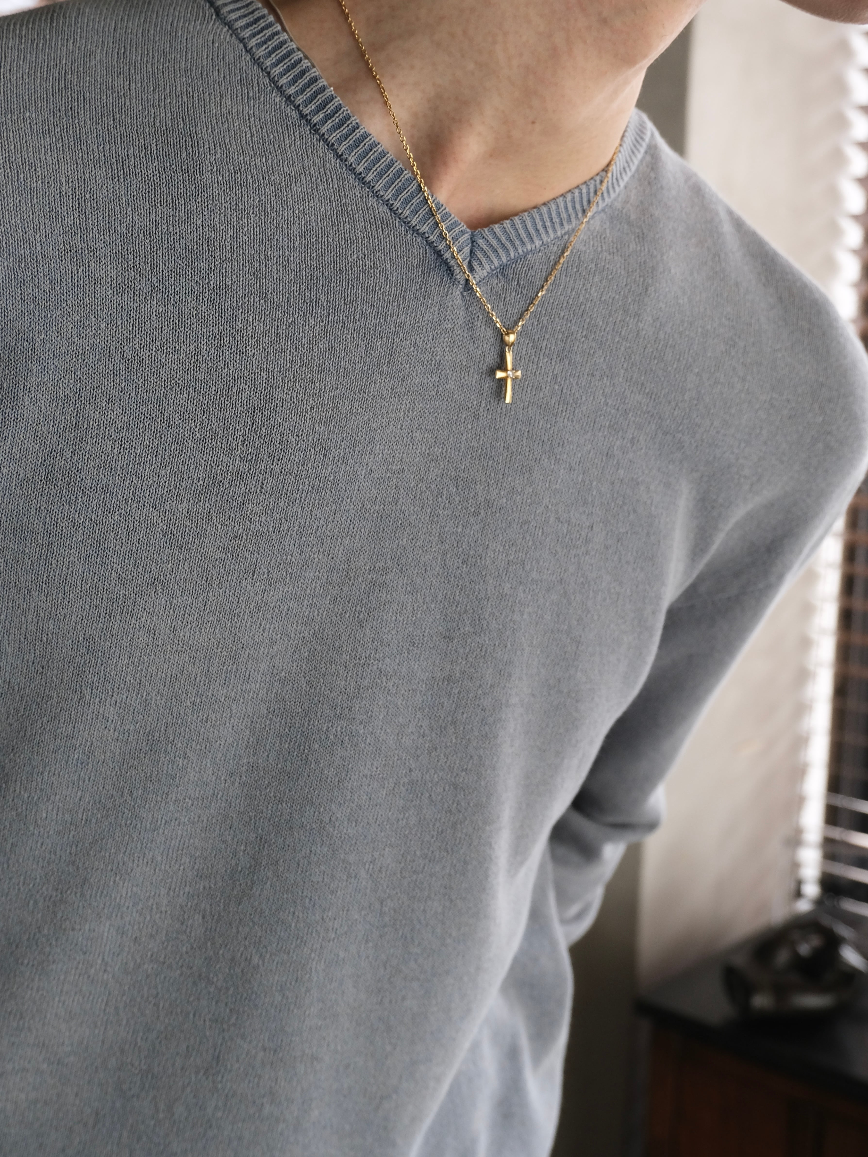 ENCOMING】 KNITTED V NECK JUMPER | THE OUR