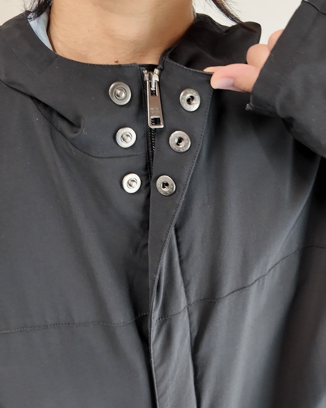 【PRADA】fooded coat