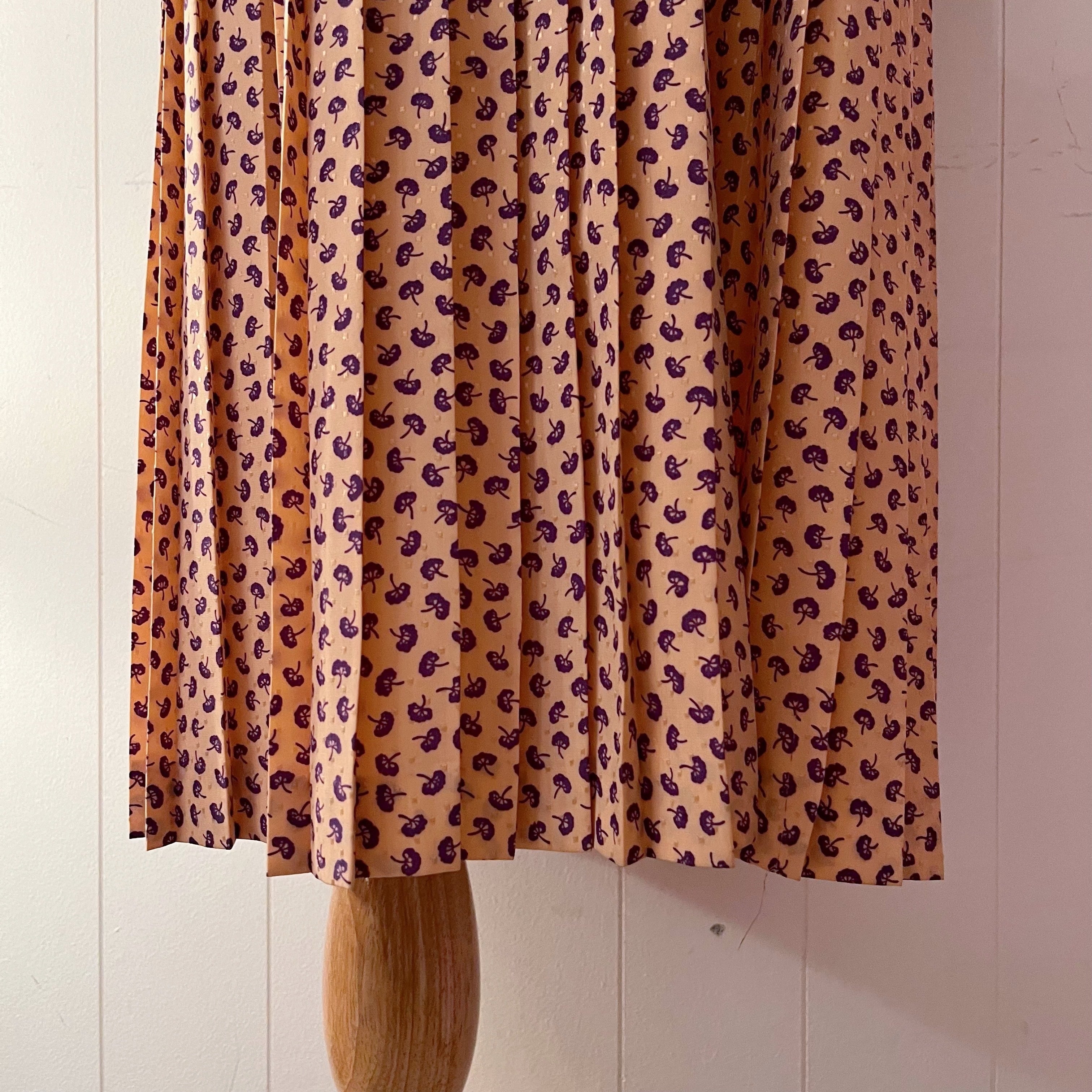 purple mini flower pleats one-piece