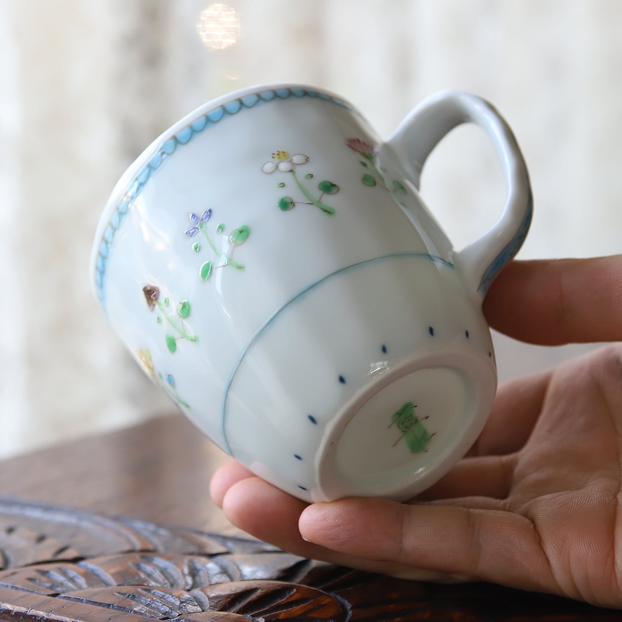 藍水「花暦（水色）マグカップ(大)」 うつわ藍水 波佐見焼 | にっこう