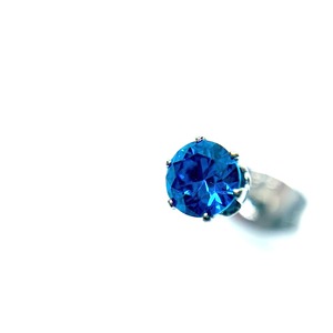 ストーンステンレスピアス（サントリーニブルー）CZSBL 4mm