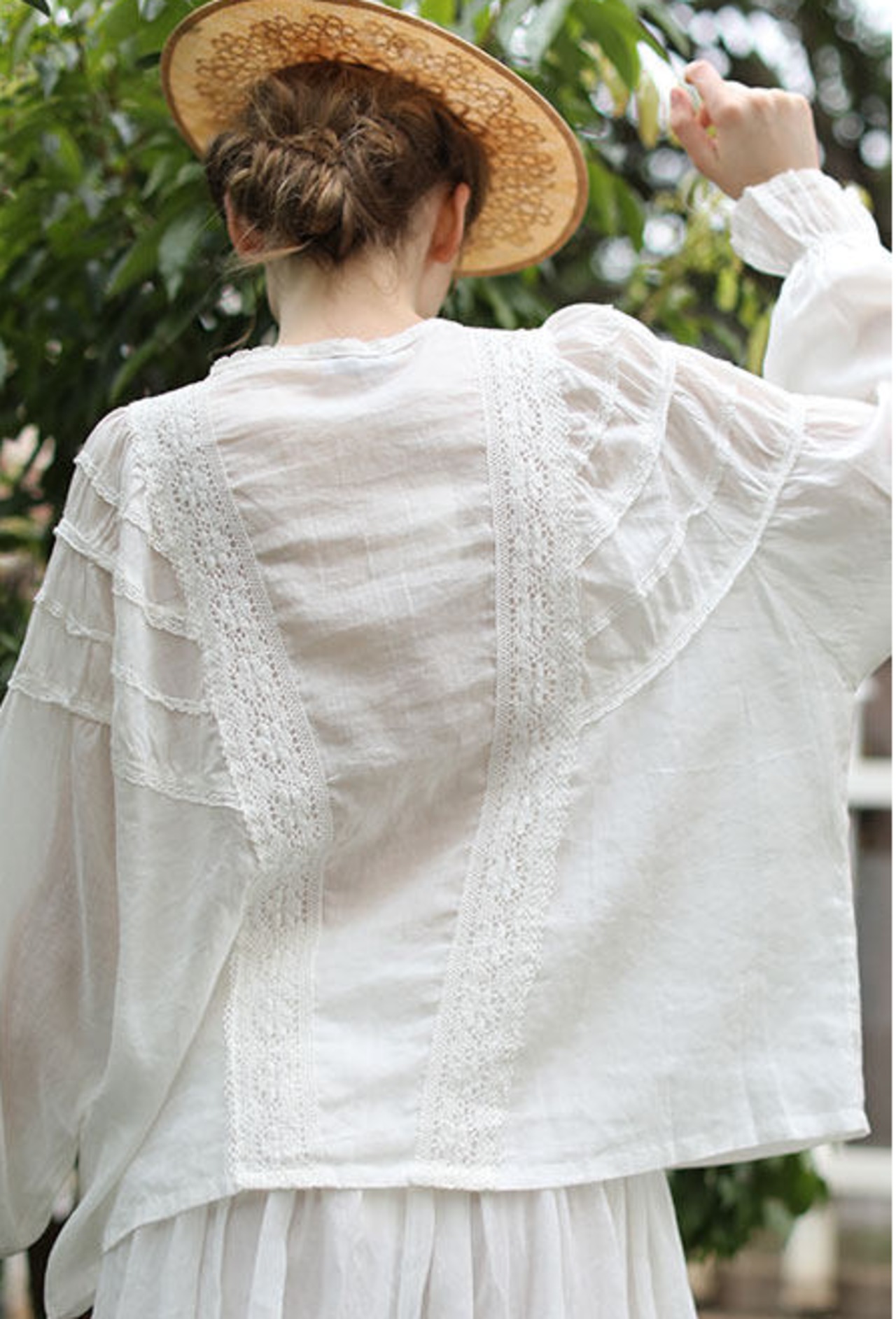 フレンチ風リネンランタンスリーブブラウス
