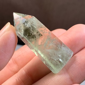 3.癒しのグリーンの色合い♪プラシオライト・ポイント