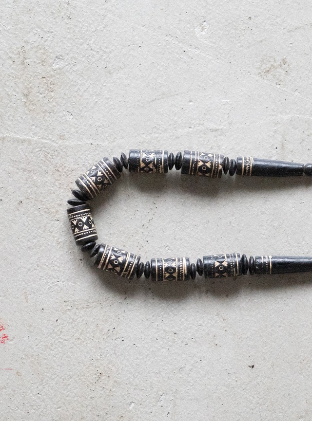 unknown 1980s Tribal design necklace