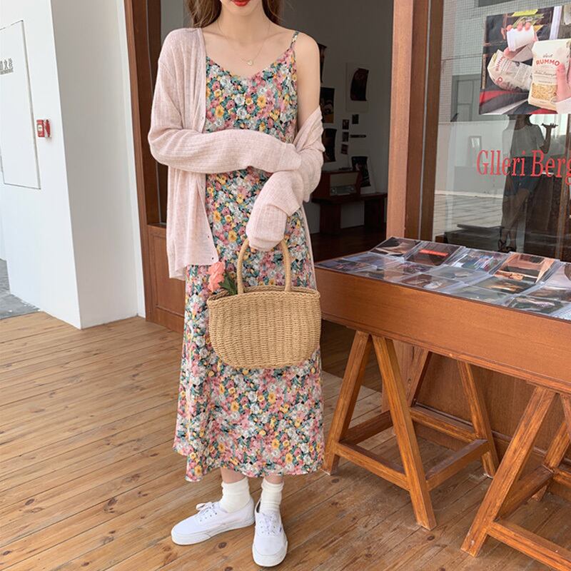 レッドスタンダードスカート Vネック薄手フローラルドレス スプリングオータム レトロ 春物 秋物 花柄 萌量不足77120831040