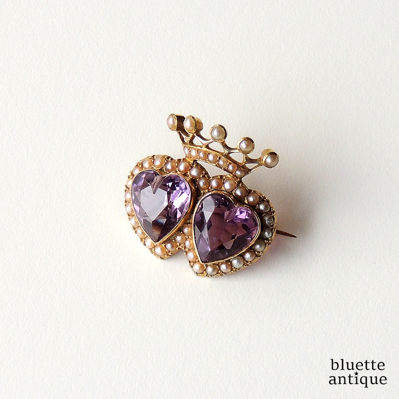 アンティークジュエリー 天然アメシスト 真珠 ダブルハート&クラウン ブローチ (ソーティングメモ付)