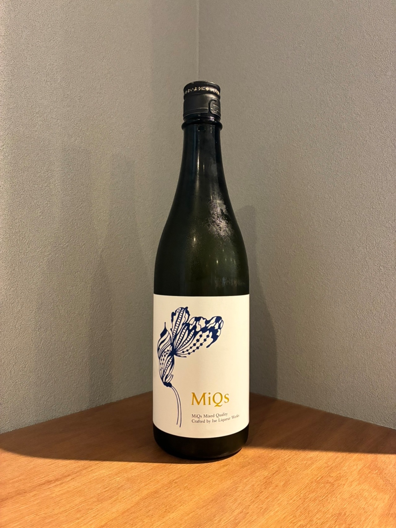 伊勢リキュール・ワークス MiQs 塩レモン