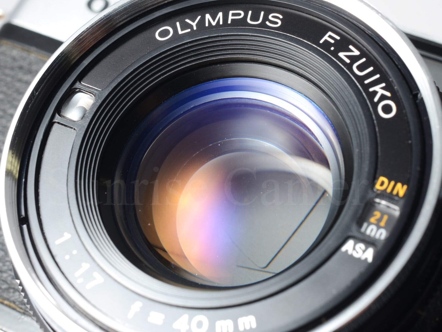 OLYMPUS 35DC / F.Zuiko 40mm F1.7 前期型 純正フード付 オリンパス