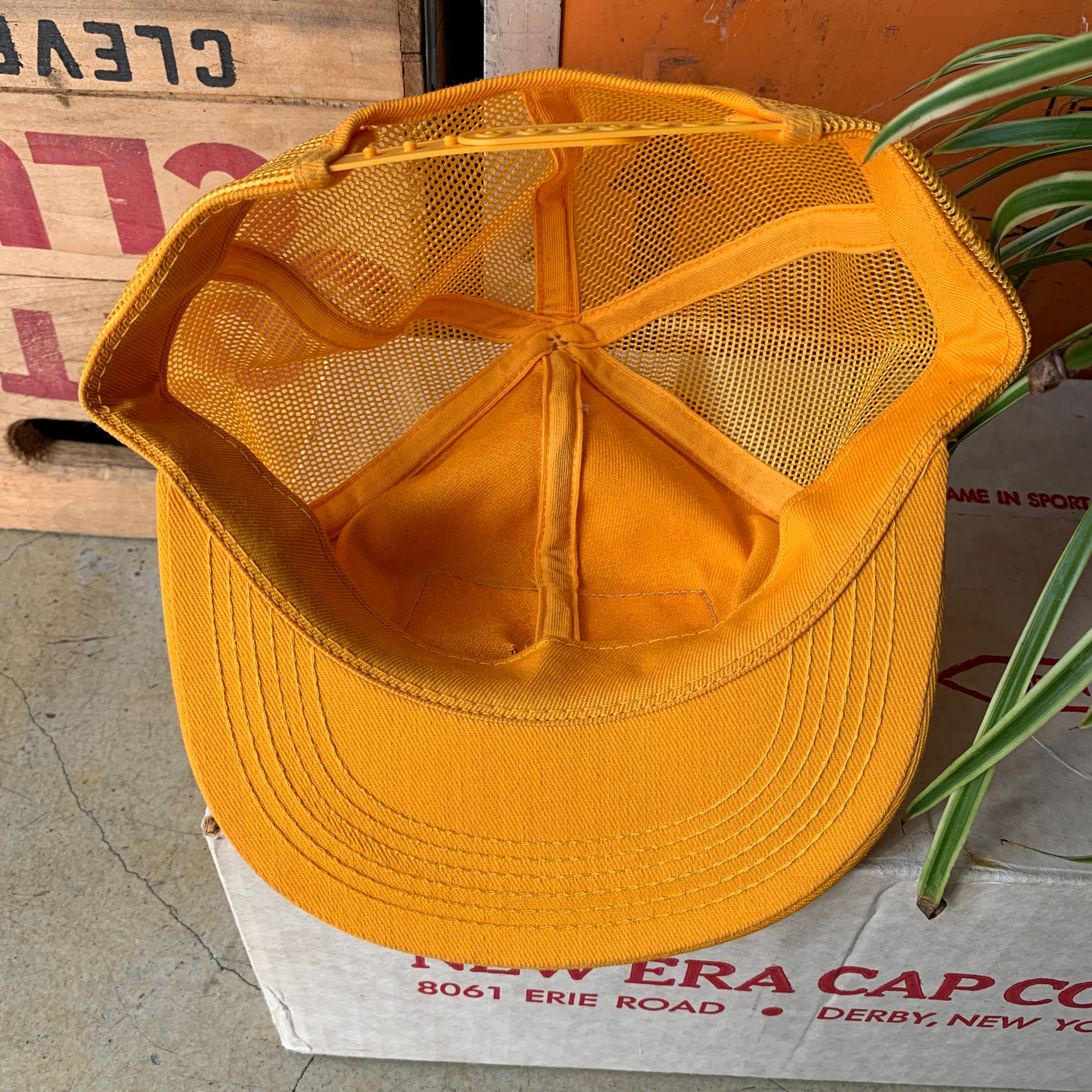 『新品未使用』fuckthisindustry cap イエロー Better With Age - Moto-Disco Hat / メッシュキャップ