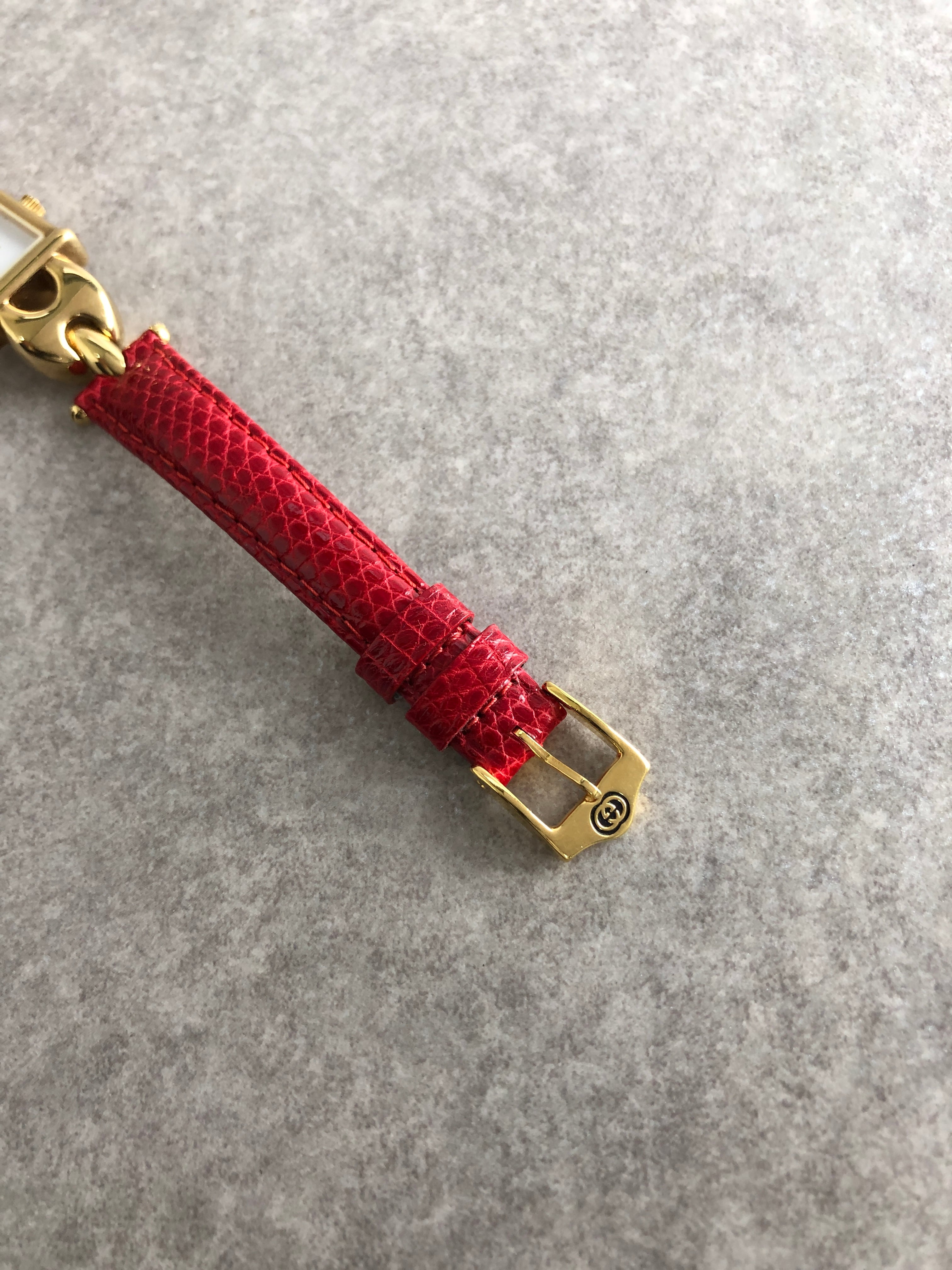 GUCCI グッチ 腕時計 ゴールド クウォーツ 1800L vintage ヴィンテージ