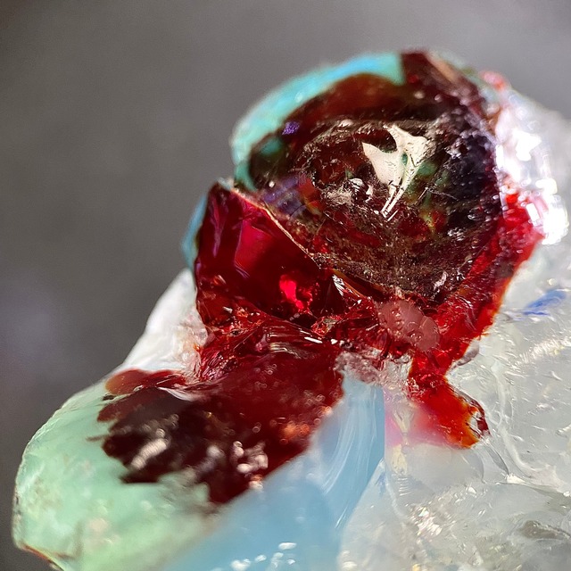 【送料無料】シエラネバダ産アンダラクリスタル原石 マルチカラー " Life guidelines "