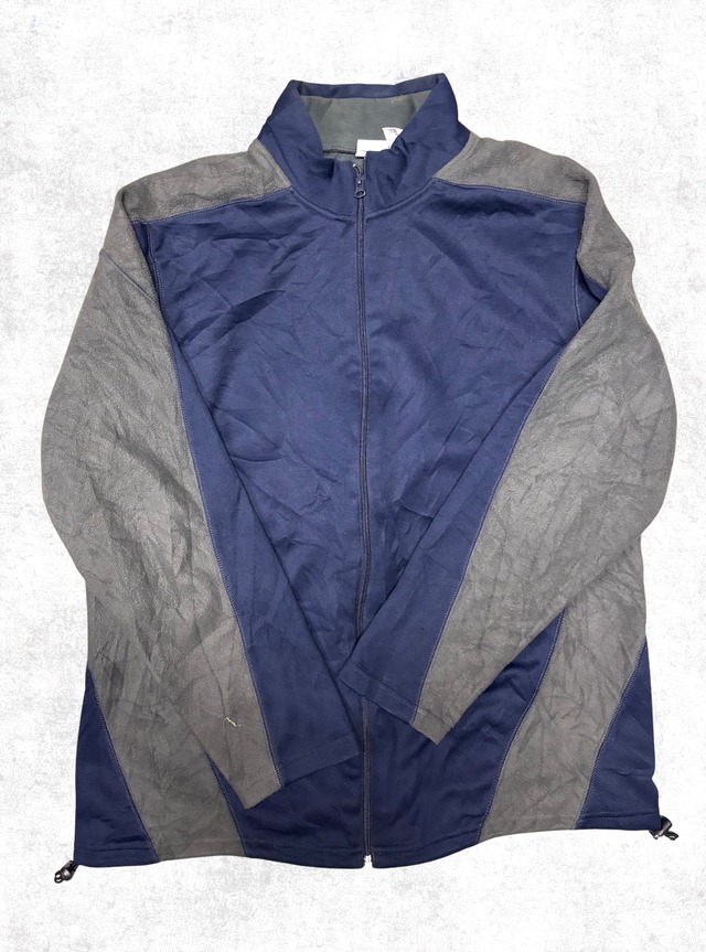 スポーツジャージ