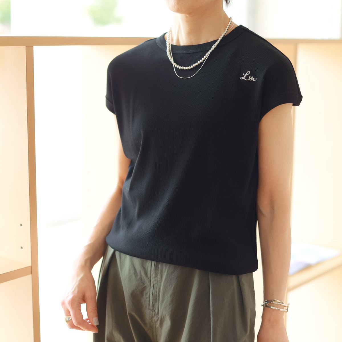 Le MARAIS (ル マレ) ワンポイント エンブロイダリー フレンチスリーブテレコ カットソー