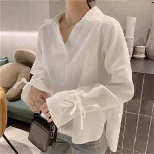 【送料無料】 トップス ブラウス 萌え袖 袖あり 長袖 プルオーバー Vネック Aライン フレア ロング丈 リボン 薄手生地 かわいい 大人可愛い 大人女子 こなれ感 シンプル カジュアル 大人 上品 おしゃれ お洒落 ラフ コンサバ ヘルシー 無地 春 20代 30代 40代 レディース 女性 デート お出かけ お茶会 女子会 休日 演奏会 授業参観 着回し プチプライス デイリーユース 普段使い オルチャン 韓国系 ファッション コーデ スタイル 定番アイテム 着痩せ インスタ映え