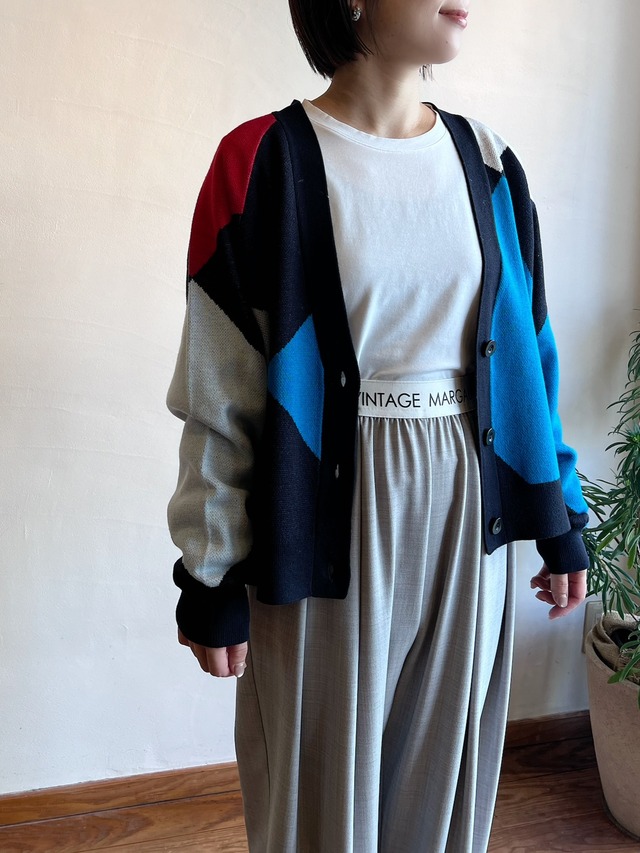 【NEW】MARGAUX VINTAGE / アーガイルVネックカーディガン