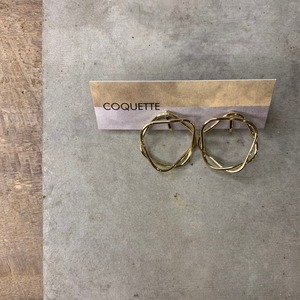 イヤリング　ぐにゃっとワイヤーのイヤリング