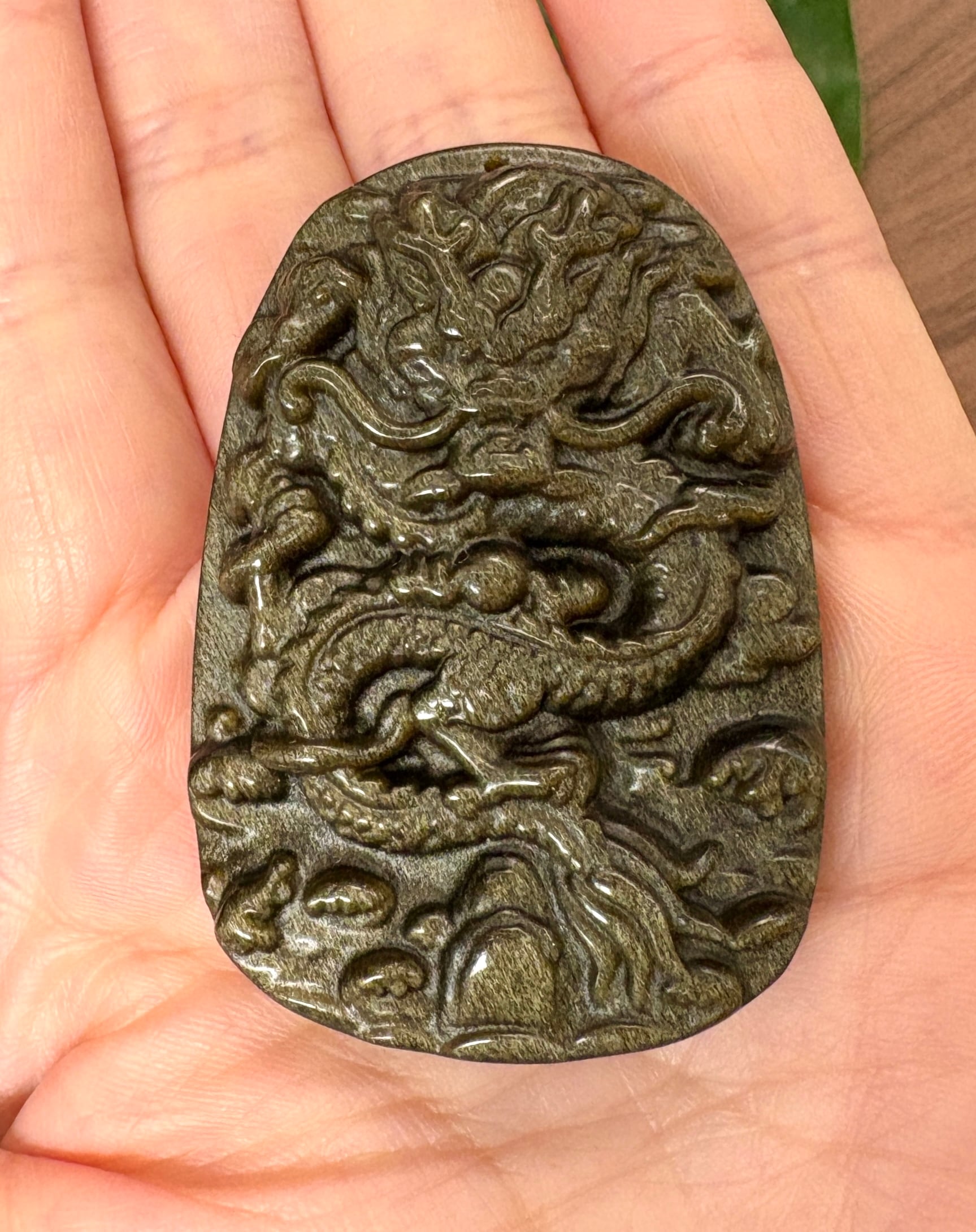 新着☆魔除け！開運！☆龍彫 ゴールデンシャインオブシディアン