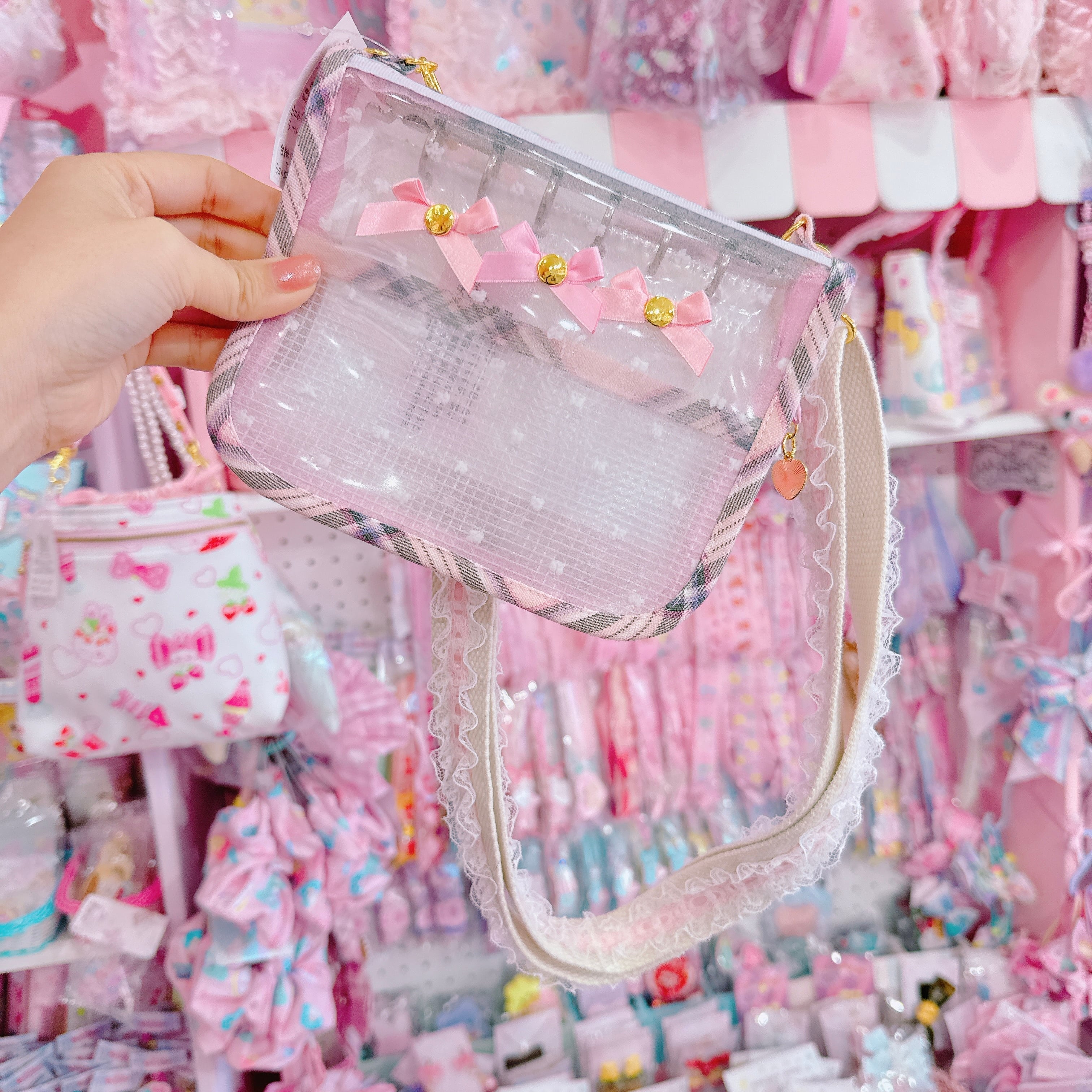 【N4】50-1ミニ６穴サイズシール帳（台紙１０枚＋ショルダーひも付き）