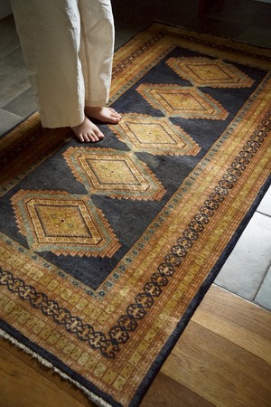 2079-Vintage Pakistan rug