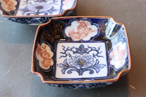 伊万里焼 色絵 花獅子文 隅切 平向付/Imari plate