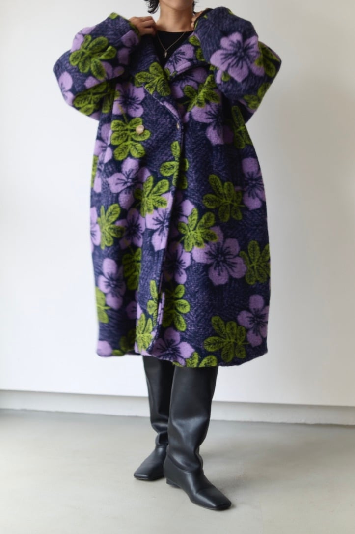 Winter plumeria wool coat | QUARTER PAST FIVE