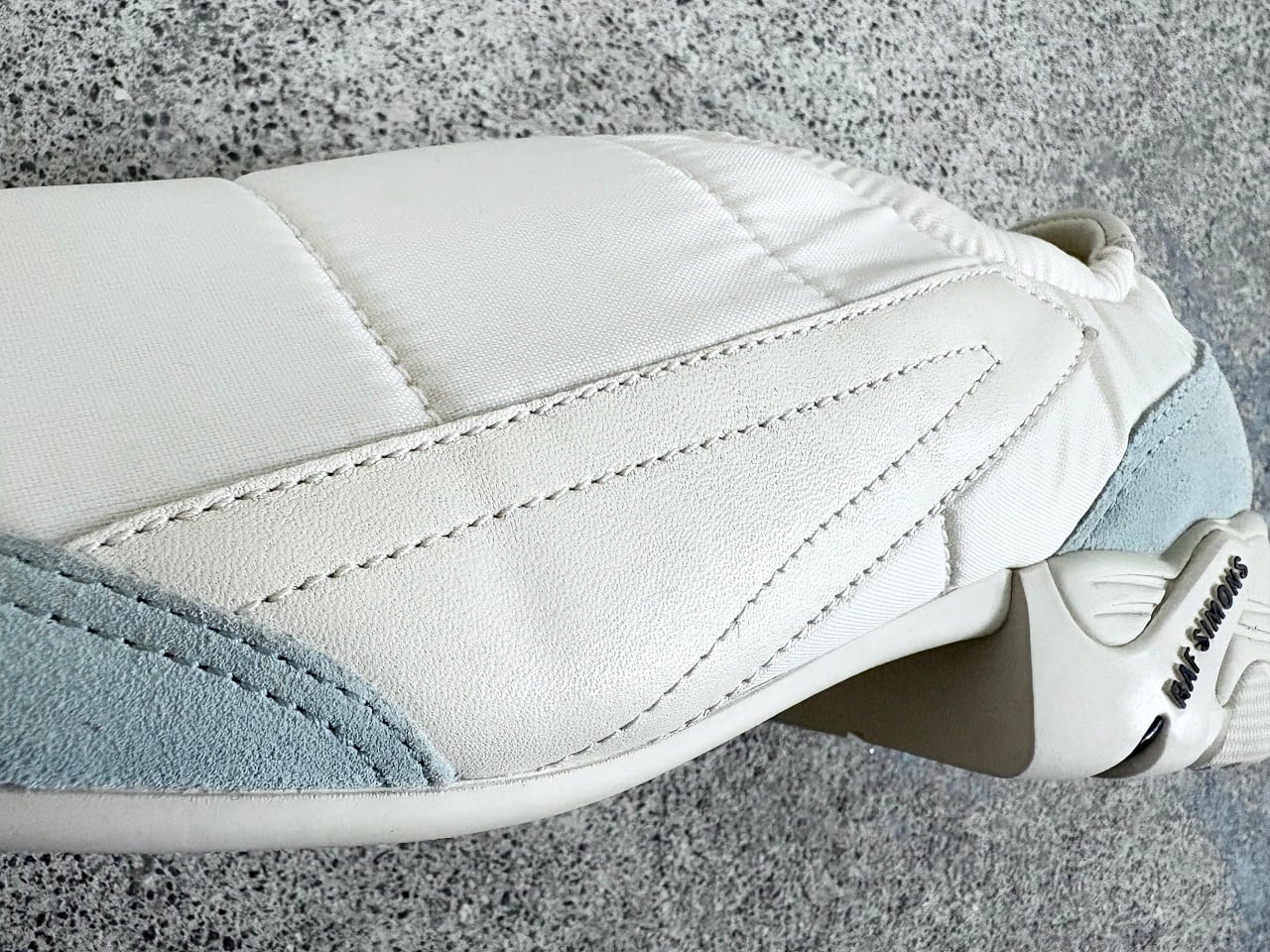 2022-23AW RAF SIMONS SOLARIS-22 LOW CREAM | AFTER DARK