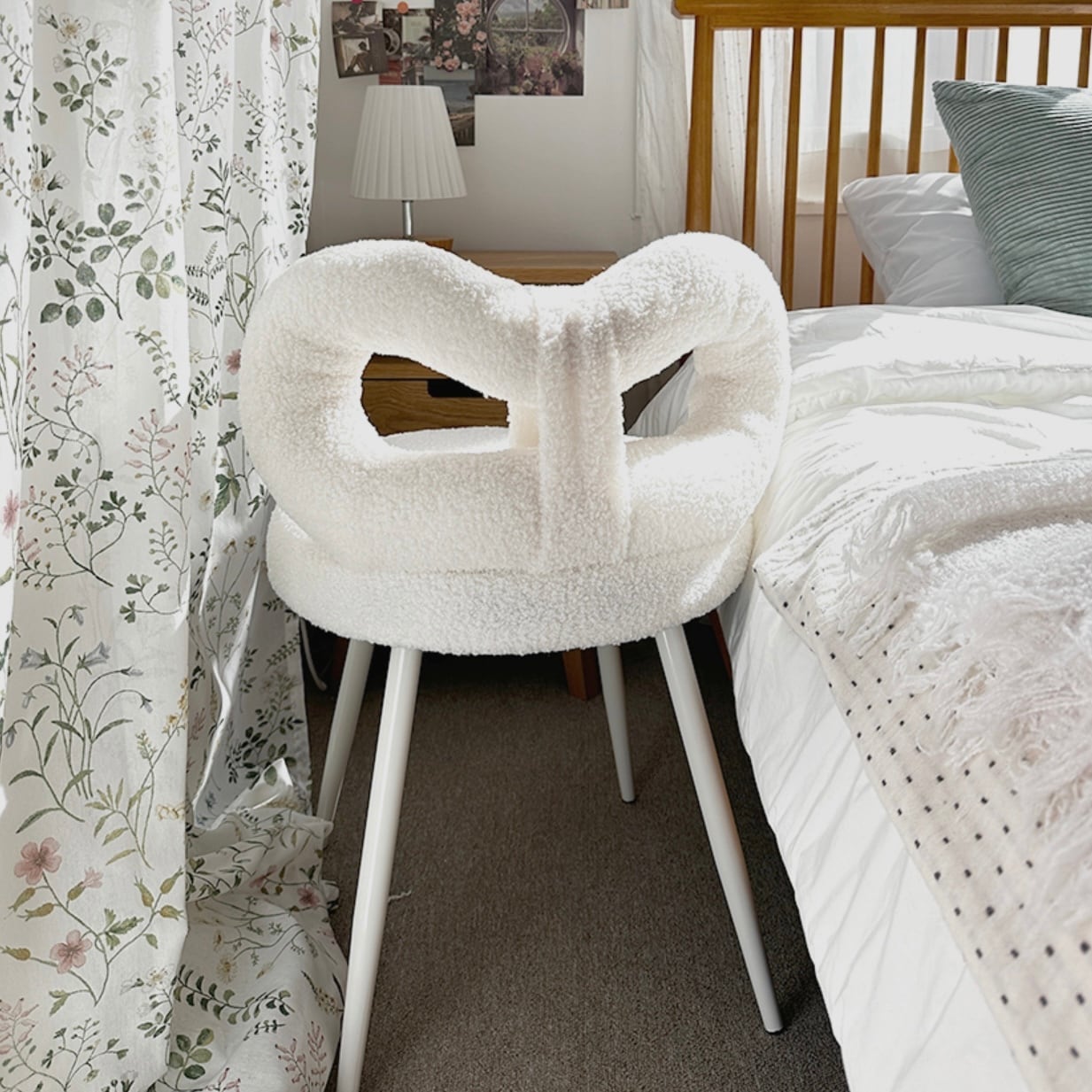 white ribbon chair / ホワイト リボン チェア ダイニング 椅子 北欧