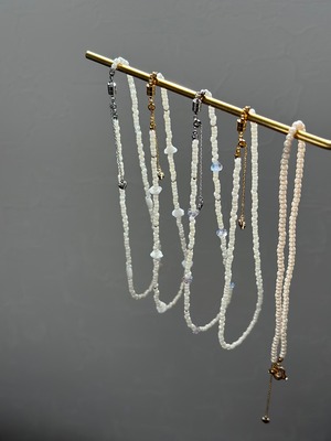 simple perl necklace