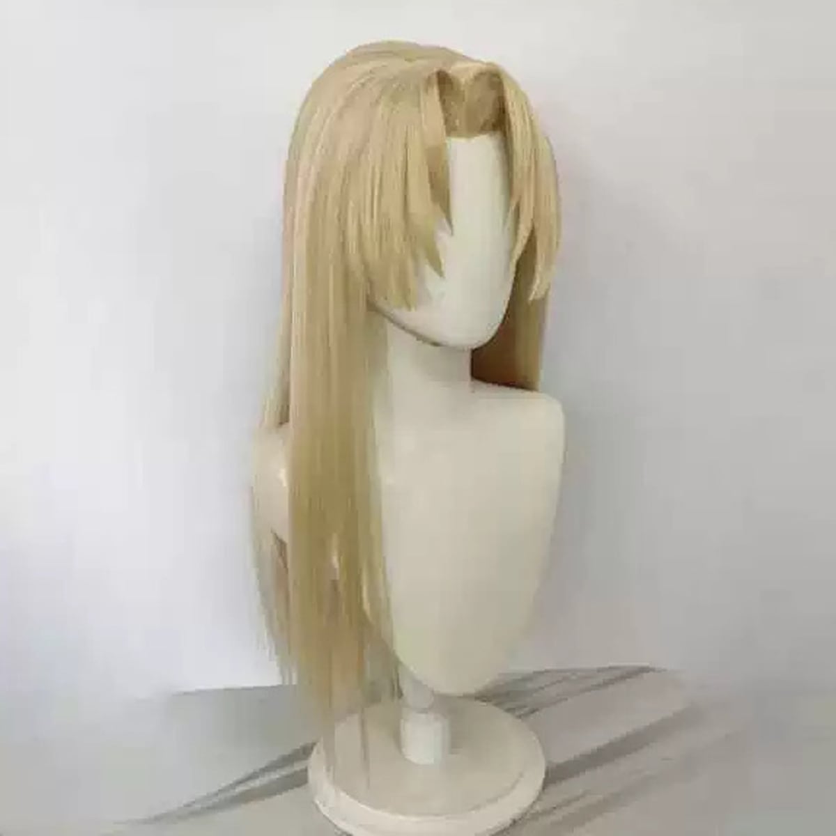 コスプレ耐熱ウィッグ オーダー 造形ウィッグ ライトゴールド 前髪貼り