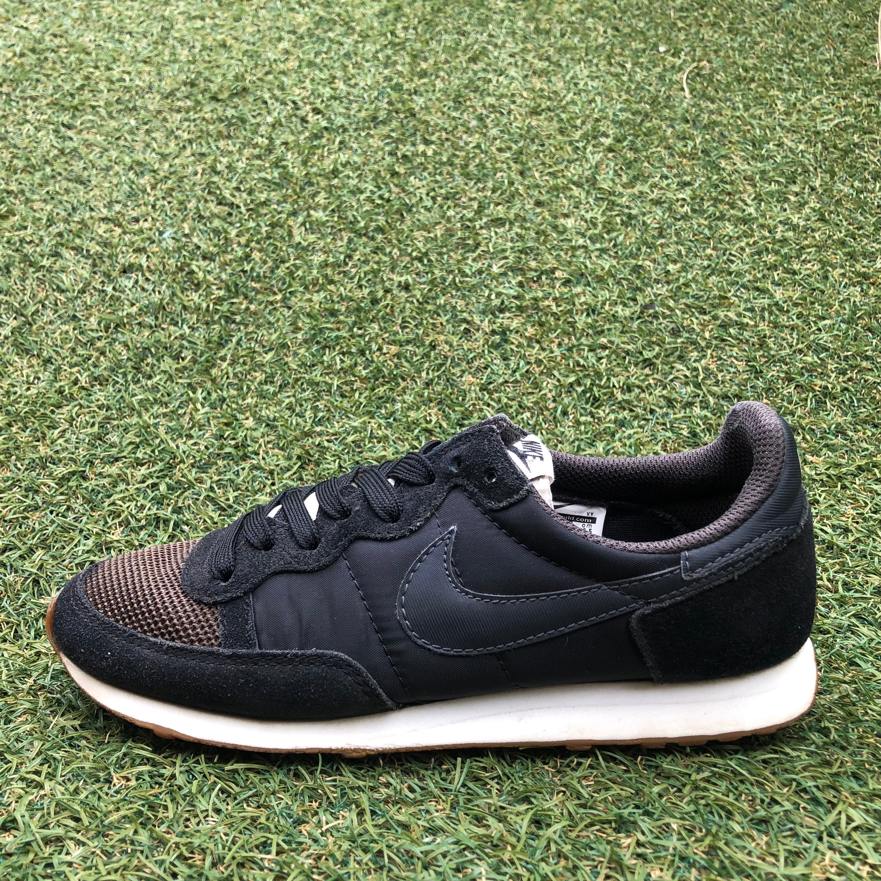 NIKE CHALLENGER ナイキ チャレンジャー HB141