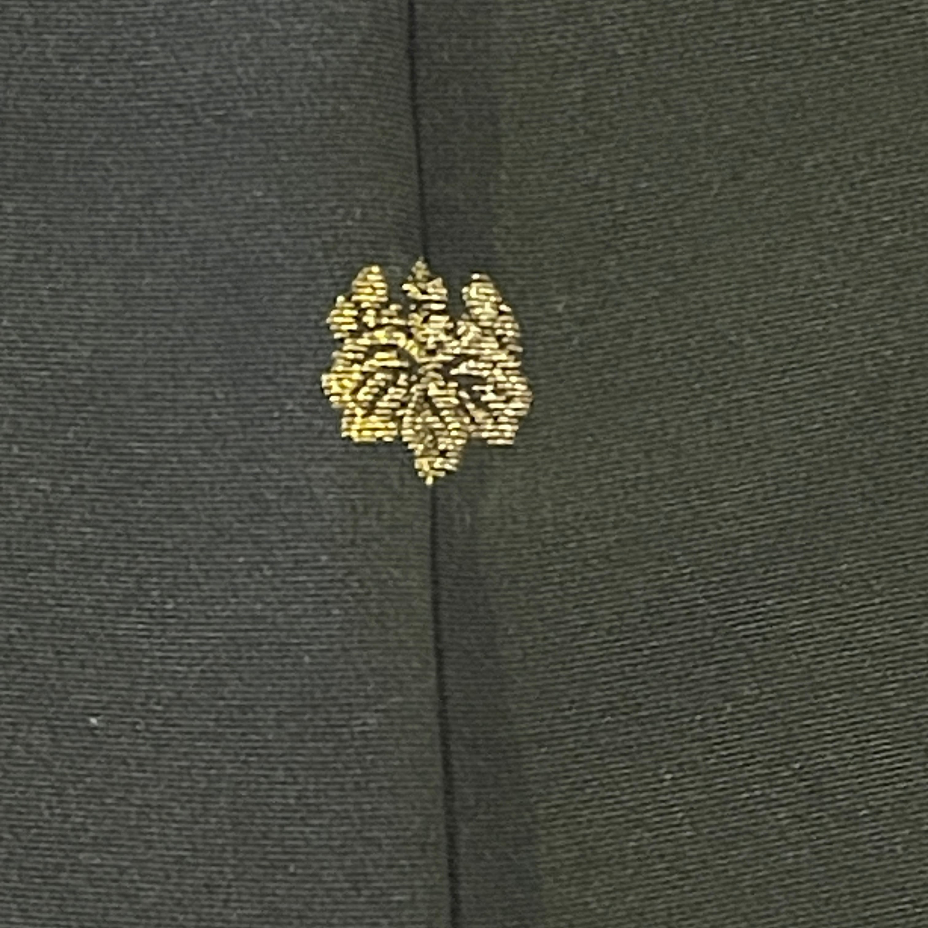 黒羽織 羽織 衣桁に着物 刺繍 一つ紋 桐 フォーマル 黒羽織 羽織 衣桁に着物 刺繍 一つ紋 桐 フォーマル