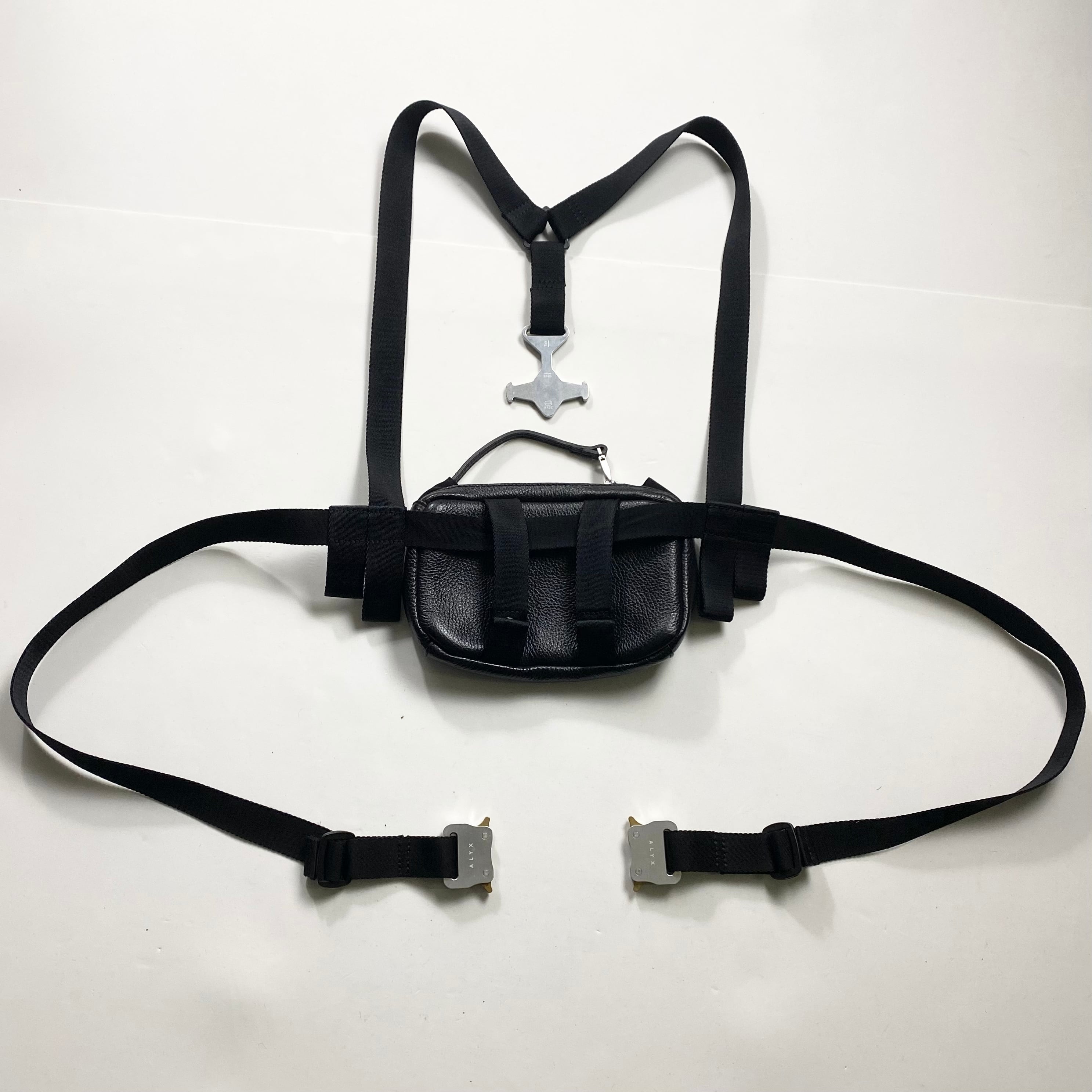 1017 ALYX 9SM leather harness bag | NOIR ONLINE