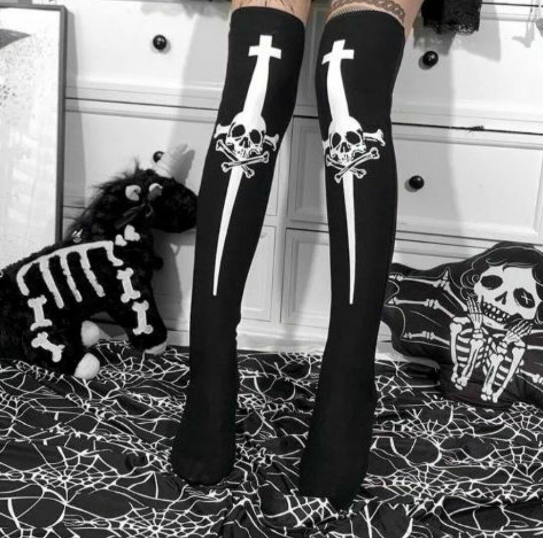 GOTH DARK / SKULL PRINT LONG SOCKS / GOTHIC ARMS