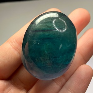 148.可愛いグラデーションフローライトたまご