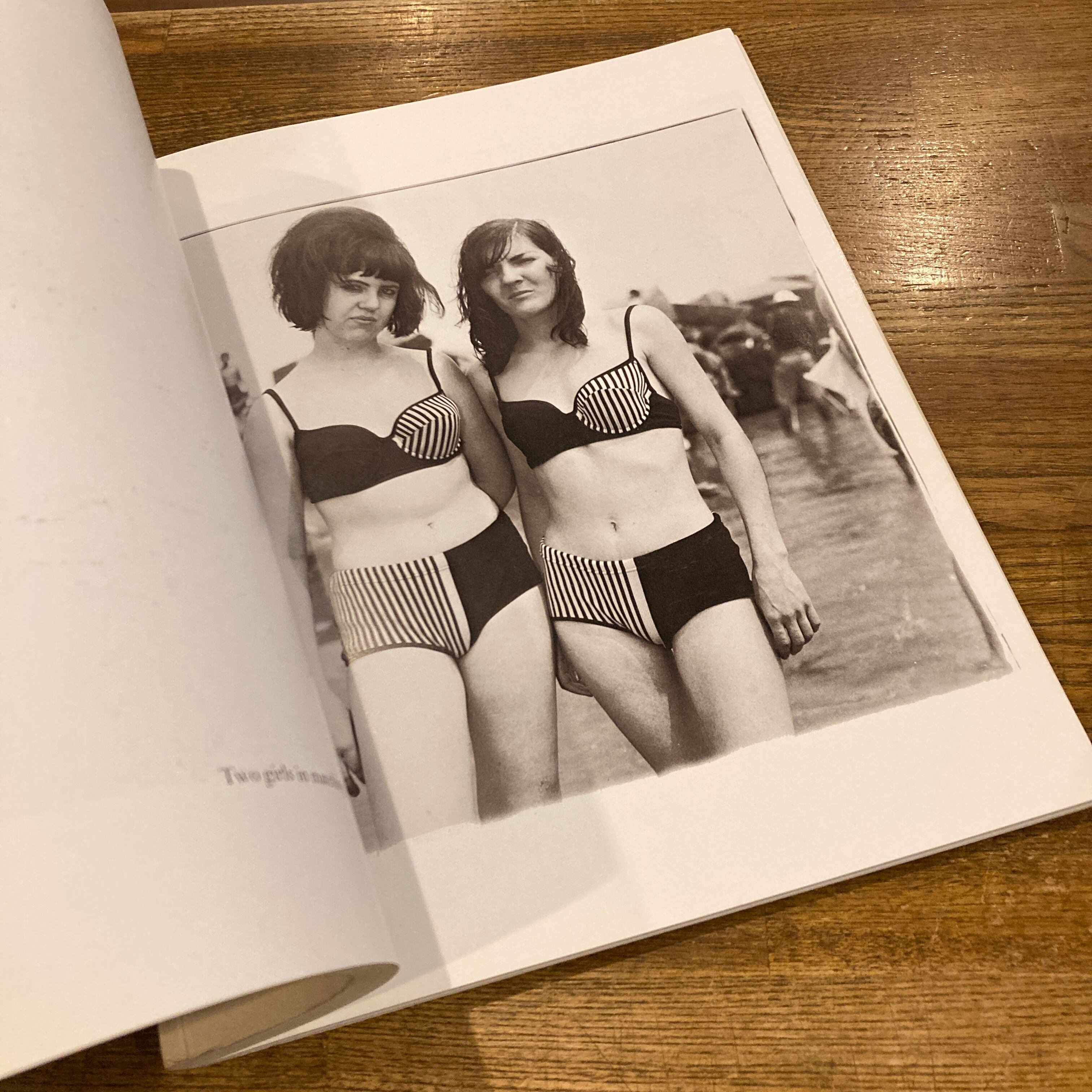 An Aperture Monograph / Diane Arbus ダイアン・アーバス | 百年