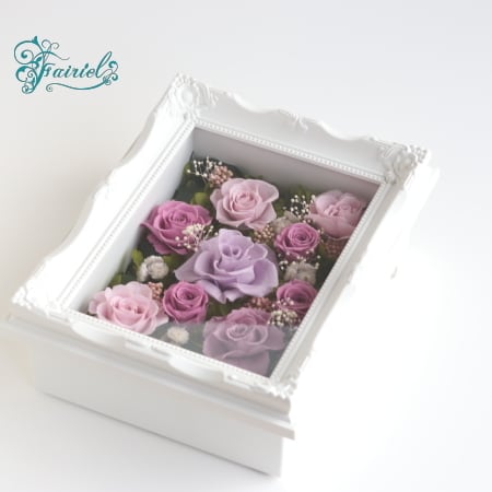 気品ある額縁に埋めつくされた薔薇の絵画(モザイク)【ガーデン 気品ある額縁に埋めつくされた薔薇の絵画(モザイク)【ガーデン