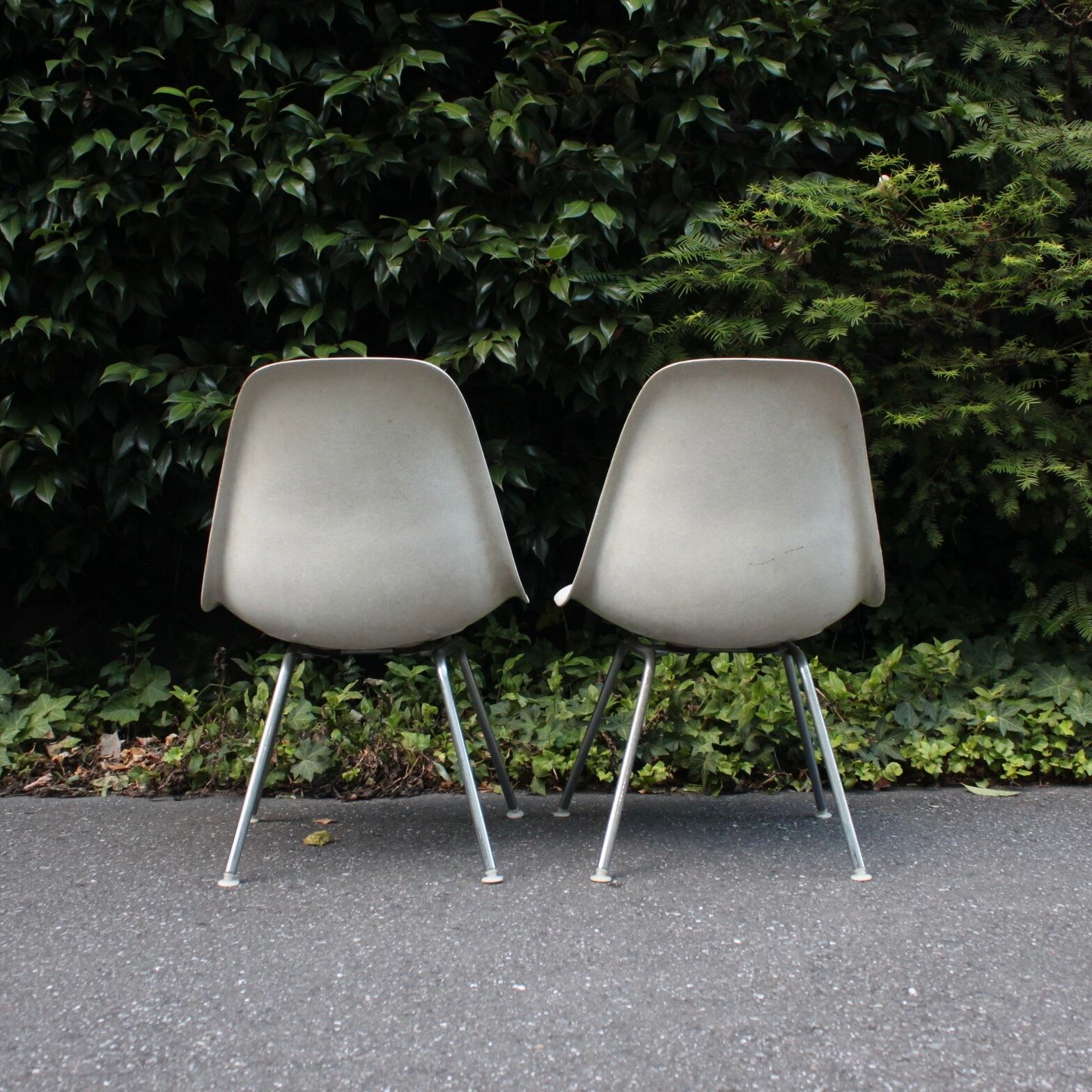 Herman Miller Hベース イームズシェルチェア ホワイト