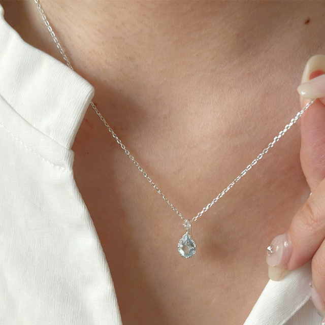 Milky天空の雫トパーズネックレス 2s