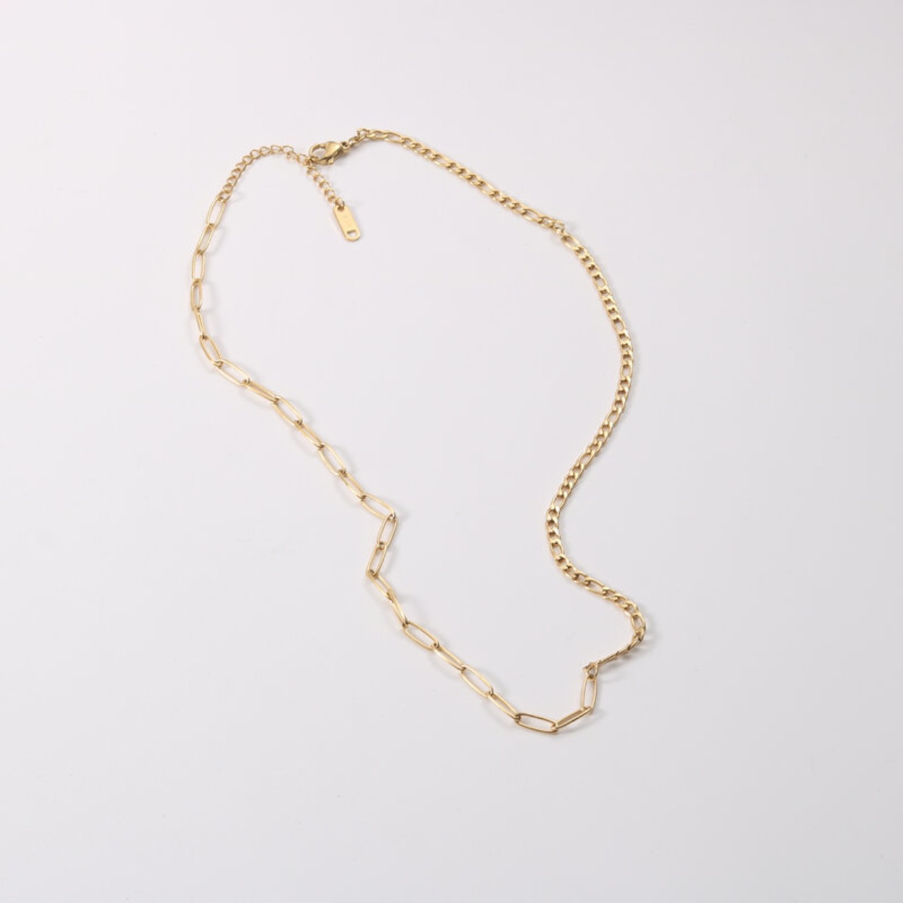 228N　デザインチェーンネックレ