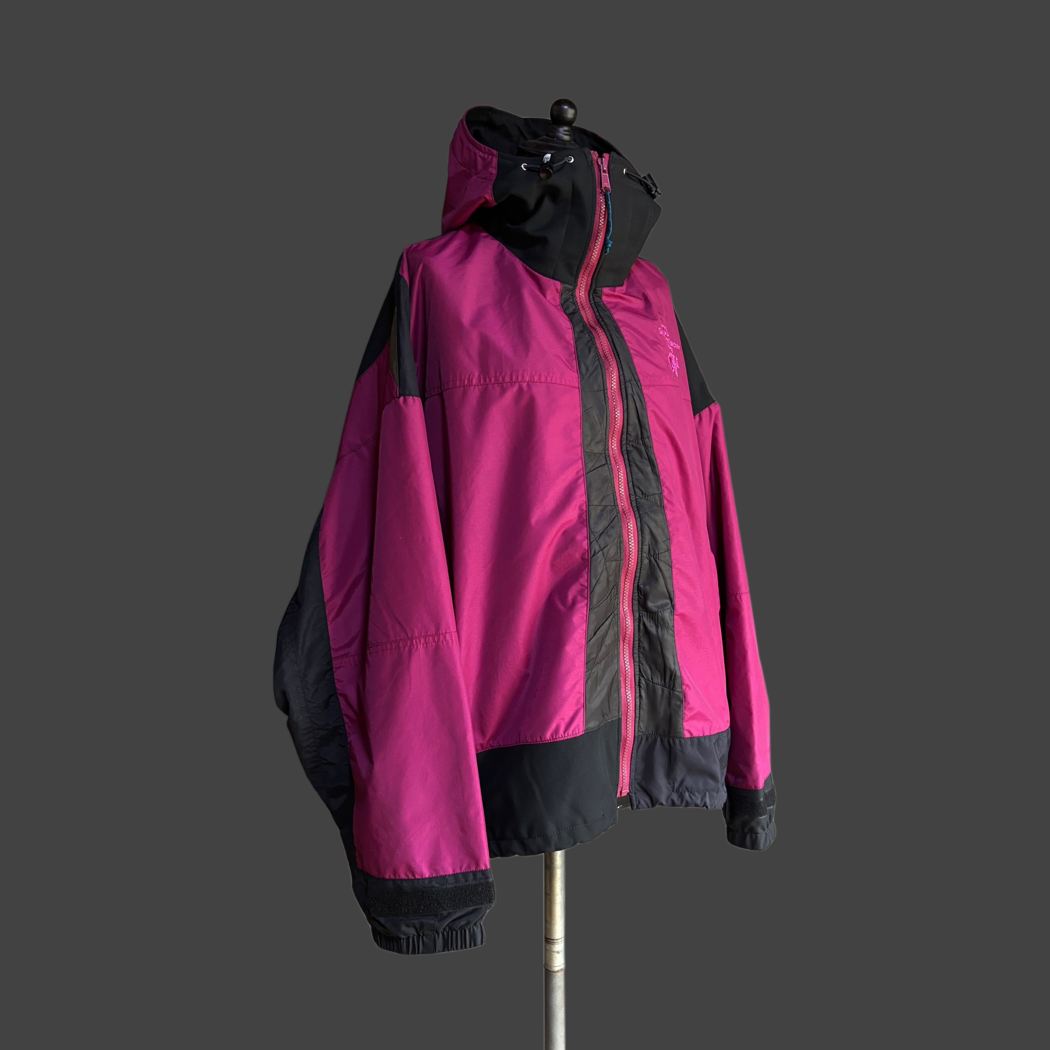 MOUNTAIN PARKA – MAGENTA