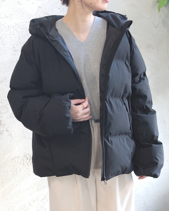 【Sans Souci 34+】撥水加工シームレスファイバーダウンブルゾン　(251127)