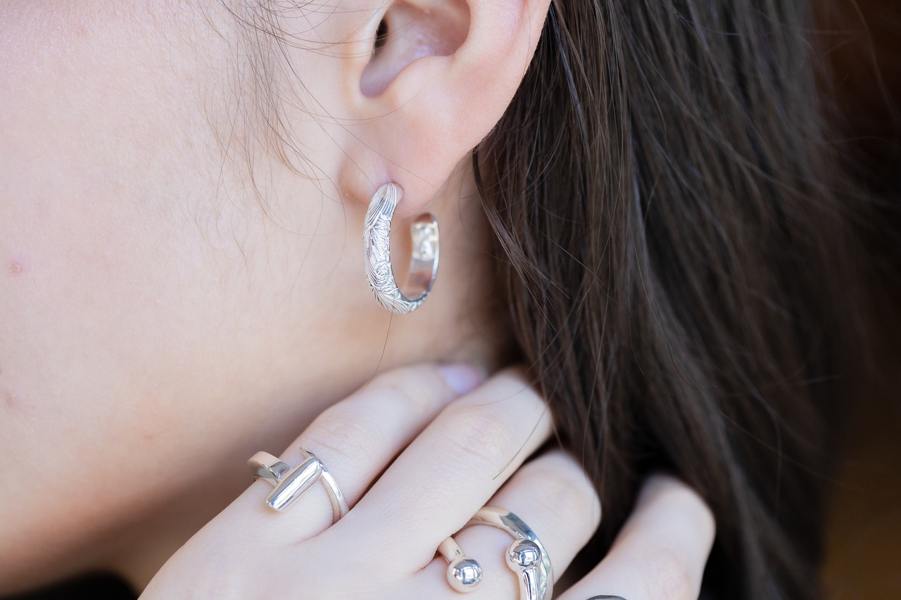 PI-012 Arabesque earring (Large)