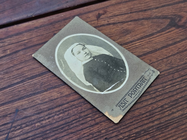 【Antique】オランダ ポートレイト 1800年代後半 /m067