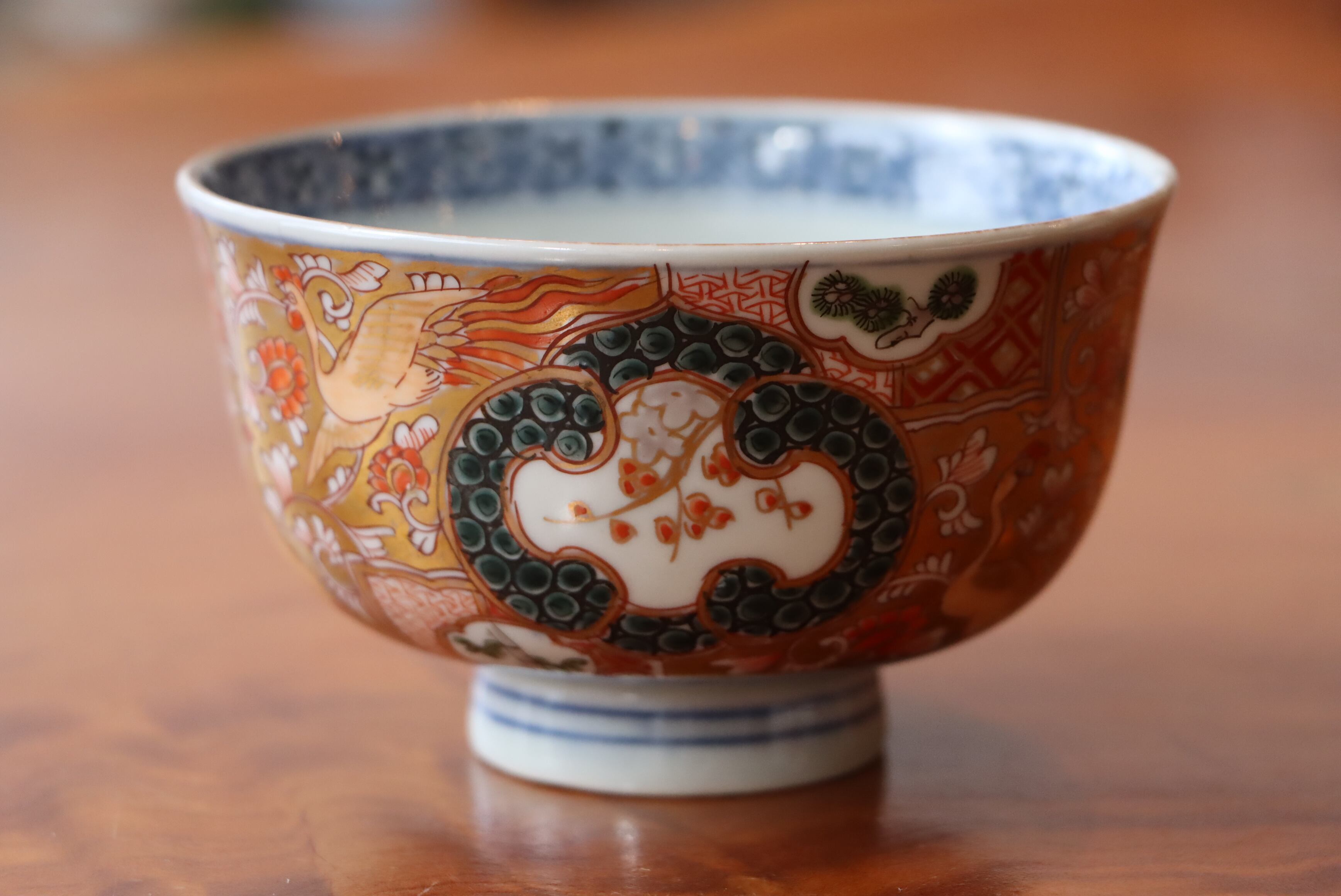 伊万里焼 貫入抹茶碗 松竹梅 【公式通販】