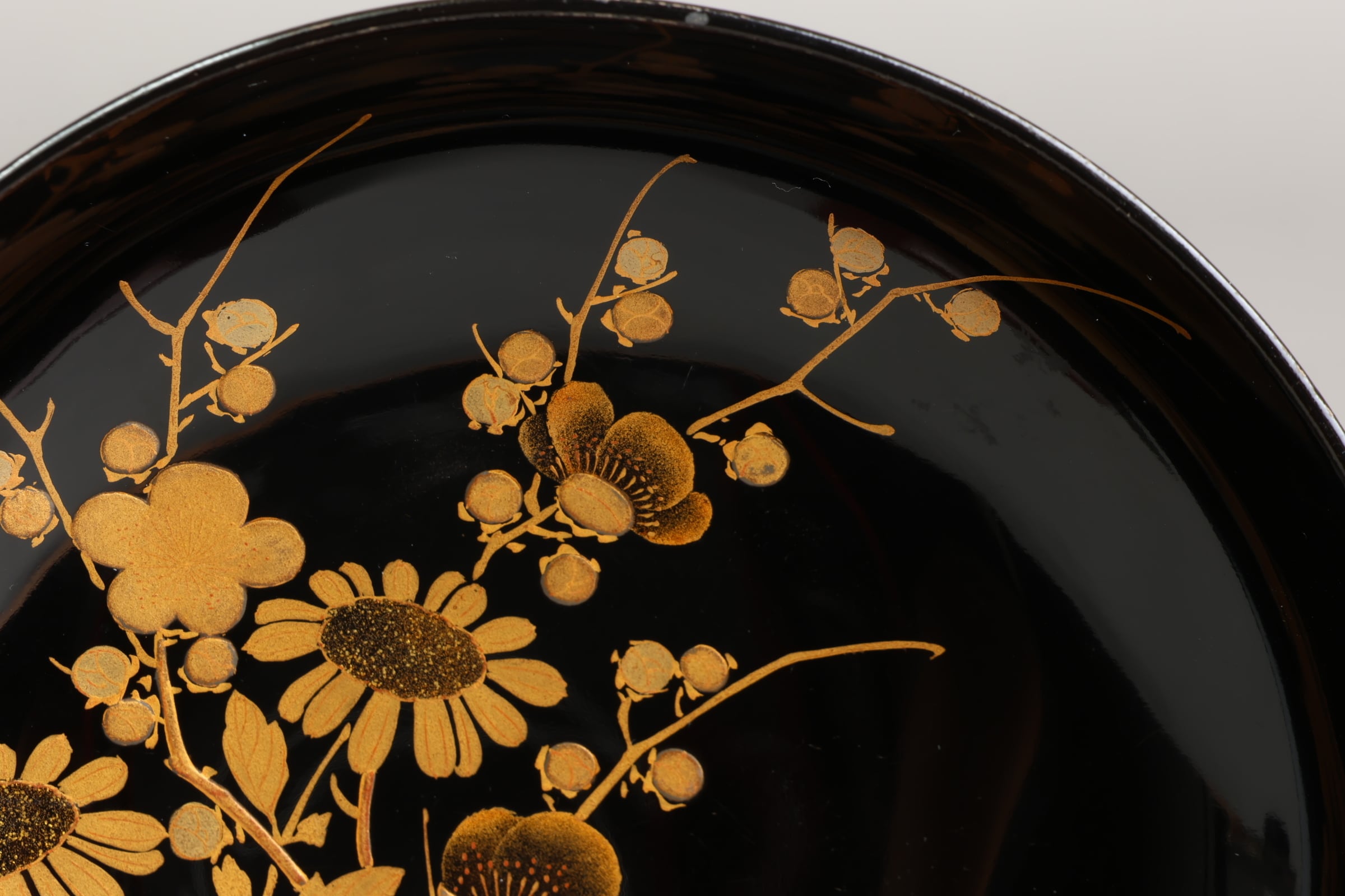 黒塗 四君子蒔絵 吸物椀 | (有)新原美術