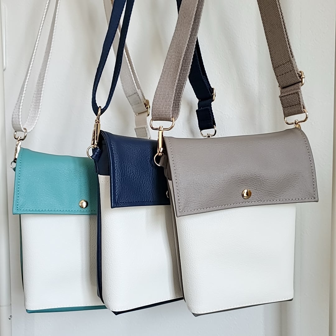LIZ]ミニショルダー ポシェット 長財布 スマホ ハンカチティッシュ 鍵
