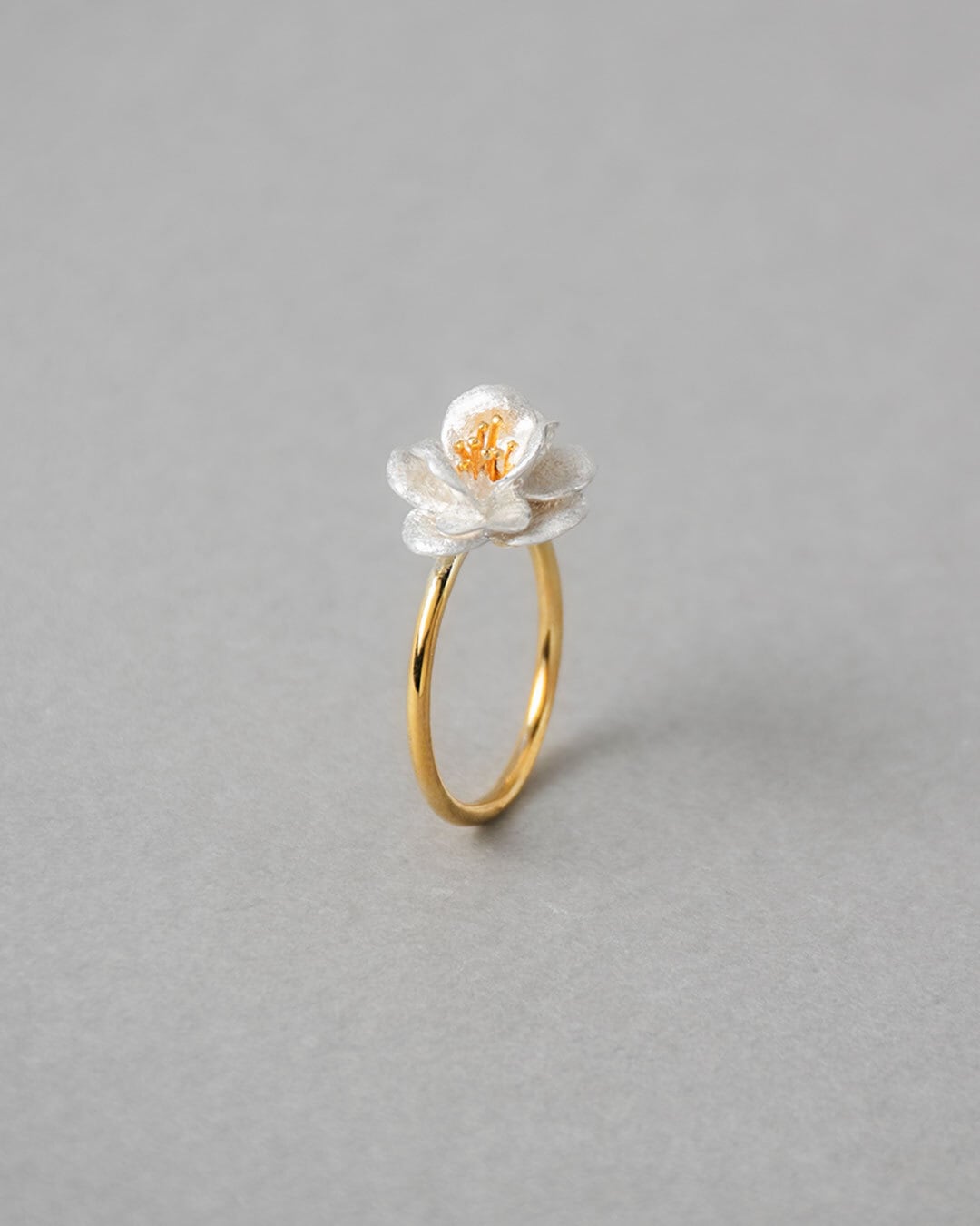 白椿 リング | HENUN