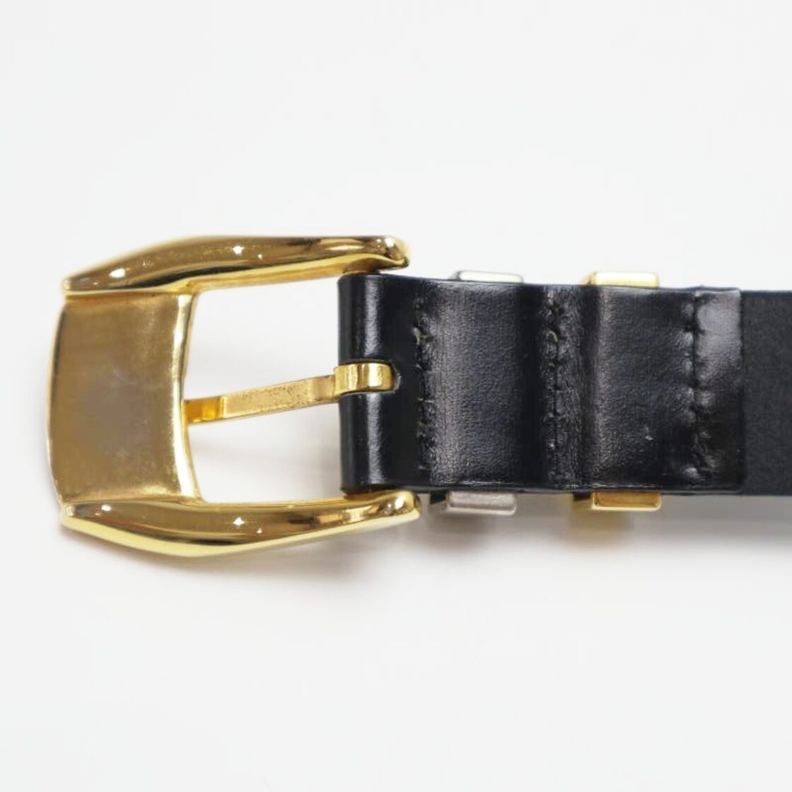 GIANNI VERSACE ジャンニヴェルサーチ メデューサスタッズ レザ 