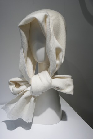 WOOL MIX  MUFFLER （WHITE) 2512-42-60