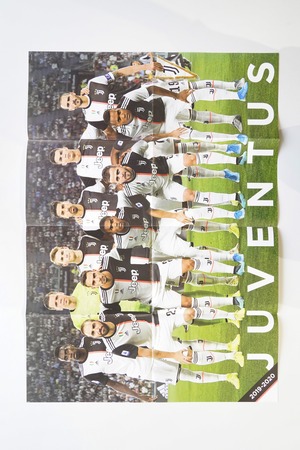 ユヴェントス 2019-2020 集合/フィルジル・ファン・ダイク|サッカーポスター 大判 B2|王者ユーヴェ × 最強CB